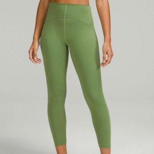 Lululemon // InStill High-Rise Tight 25" // Green Foliage // Size 2